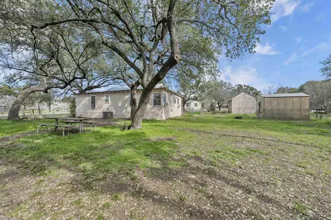 415 Bedell St, Bertram, TX 78605 photo 27