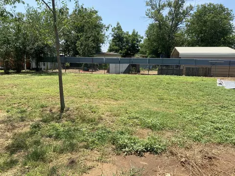 804 E Luce, Llano, TX 78643 photo 1
