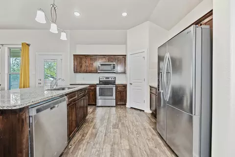 336 Main St, Bertram, TX 78605 photo 7