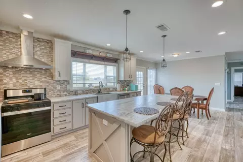 101 Samuel Dr, Bertram, TX 78605 photo 13