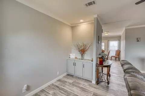 101 Samuel Dr, Bertram, TX 78605 photo 8