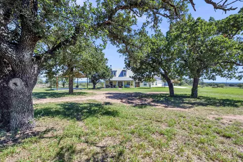 12117 Hwy 29, Llano, TX 78643 photo 2