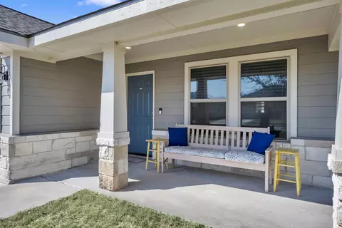 448 Dove Trl, Bertram, TX 78605 photo 4