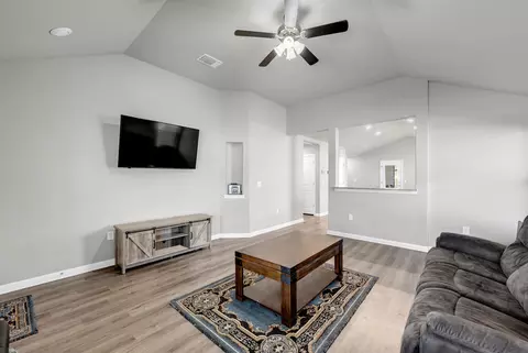 448 Dove Trl, Bertram, TX 78605 photo 8