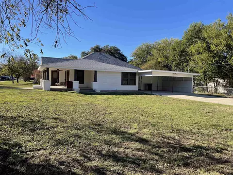 Other - 604 W Commerce St, San Saba, TX 76877 photo 1 of 7