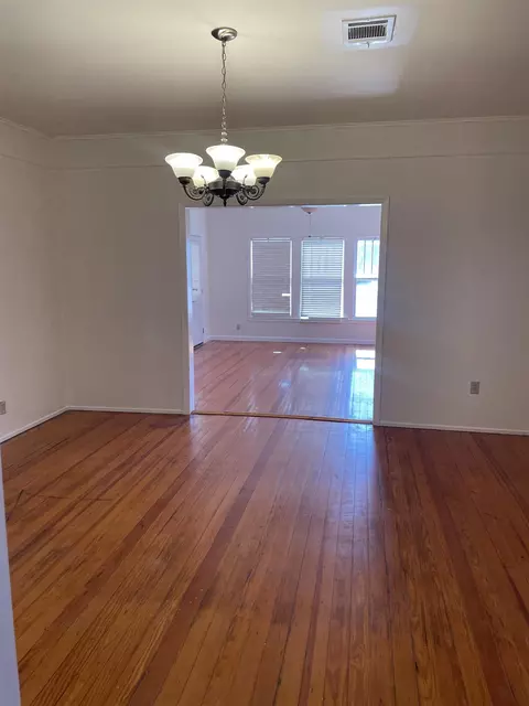 Dining - 604 W Commerce St, San Saba, TX 76877 photo 1 of 2