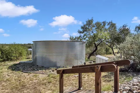 209 W Rio Llano Dr, Llano, TX 78643 photo 29