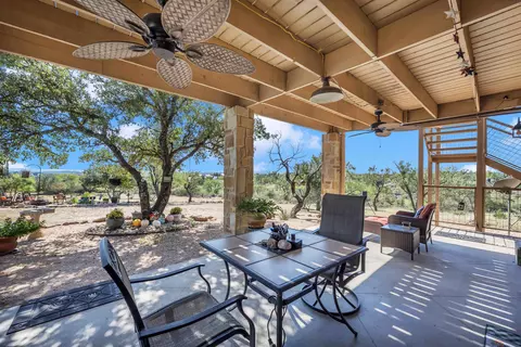 209 W Rio Llano Dr, Llano, TX 78643 photo 21
