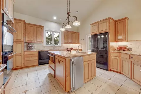 6710 Singleton Bnd, Marble Falls, TX 78654 photo 13