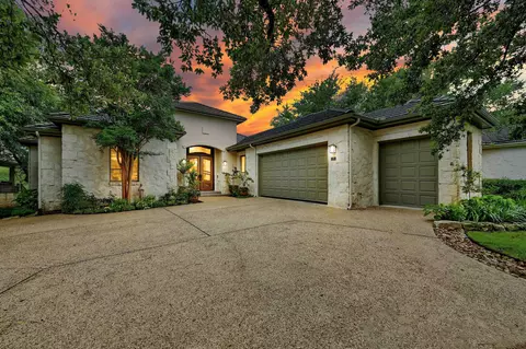 2305 Barton Creek Apt 29 Blvd, Austin, TX 78735