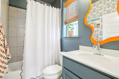 Bath - 1164 Waterfall Ave, Leander, TX 78641 photo 1 of 2
