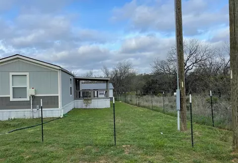 2546 Indian Trl, Kingsland, TX 78639