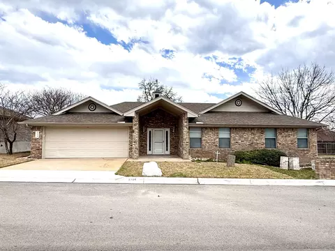 1204 Applewood Dr, Burnet, TX 78611