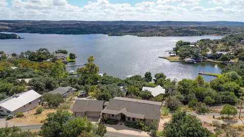 604 N Inwood Rd, Buchanan Dam, TX 78609
