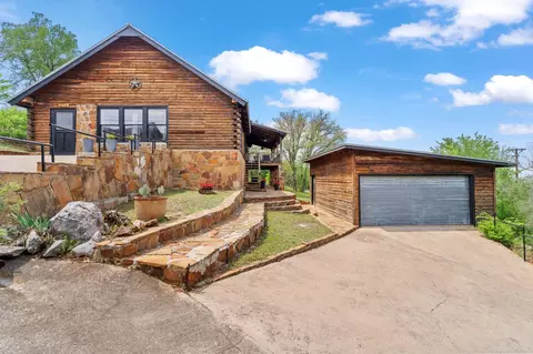 210 Circle Dr, Horseshoe Bay, TX 78657