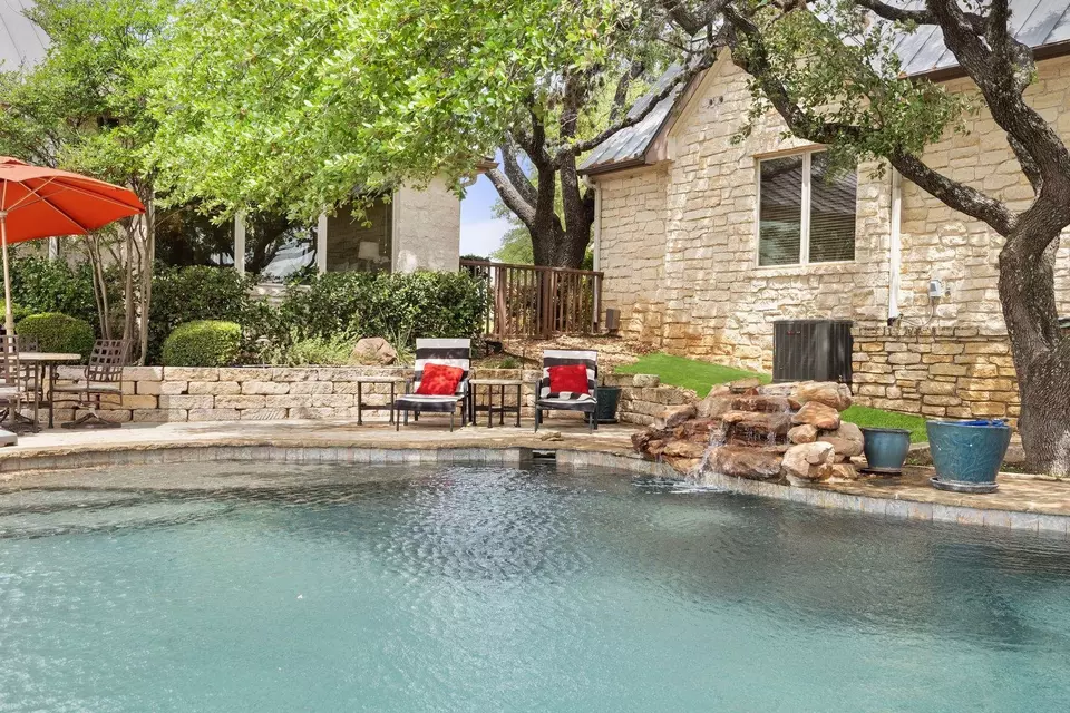 113 Wennmohs Pl, Horseshoe Bay, TX 78657 photo 7