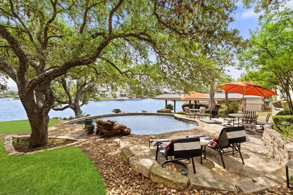  113 Wennmohs Pl, Horseshoe Bay, TX 78657 photo 11