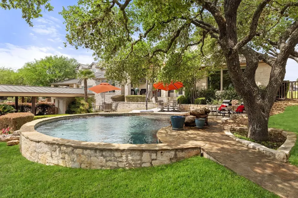  113 Wennmohs Pl, Horseshoe Bay, TX 78657 photo 10