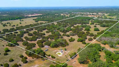 545 Cr 258, Bertram, TX 78605