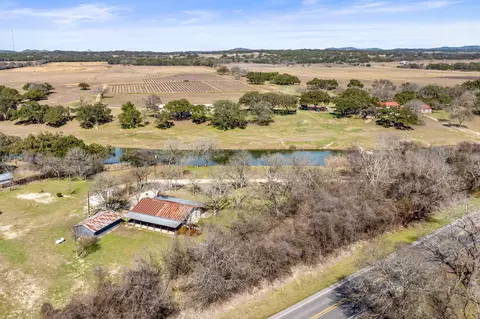 1068 Ranch Road 165, Blanco, TX 78606 photo 3