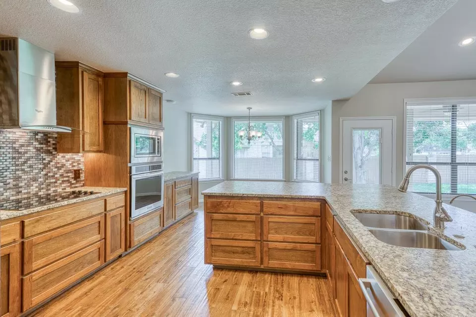 Kitchen - 250 Meadowlakes Dr, Meadowlakes, TX 78654 photo 3 of 3