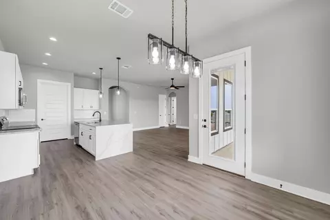 120 Draper Ln, Bertram, TX 78605 photo 9