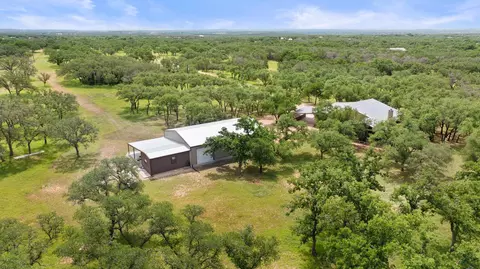 1291 Sandy Oaks Ranch Rd, Johnson City, TX 78636