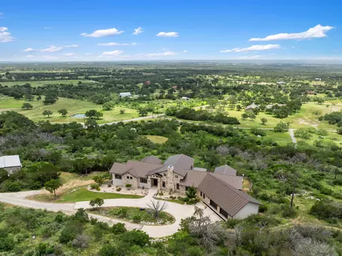 188 Cedar Ridge Trl, Kingsland, TX 78639