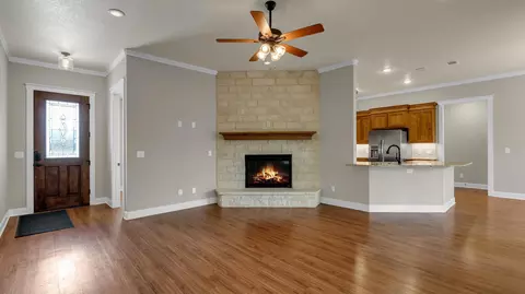 208 Rachel Loop, Burnet, TX 78611 photo 3