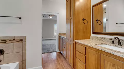 208 Rachel Loop, Burnet, TX 78611 photo 13