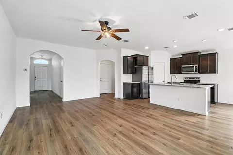 204 Pepper Mill Loop, Burnet, TX 78611 photo 4