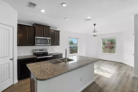 204 Pepper Mill Loop, Burnet, TX 78611 photo 6
