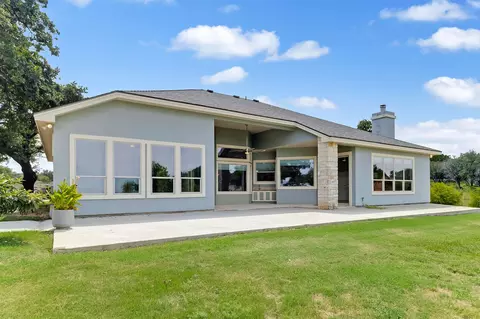 100 Palm Cv, Buchanan Dam, TX 78609