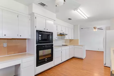 1008 Wright St, Llano, TX 78643 photo 14