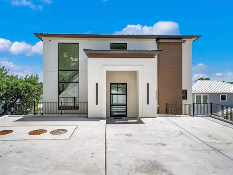 156 Skyline Dr, Sunrise Beach, TX 78643