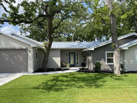 908 Sherwood Forest Dr, Granite Shoals, TX 78654