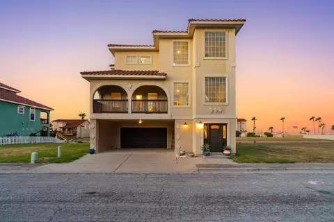 718 Crown Harbor Hbr, Corpus Christi, TX 78402