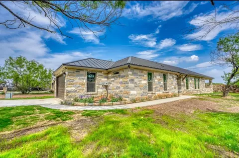 2600 Faultline Dr, Horseshoe Bay, TX 78657