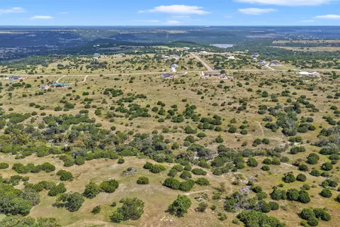 709 Three Creeks Dr, Bertram, TX 78605 photo 30