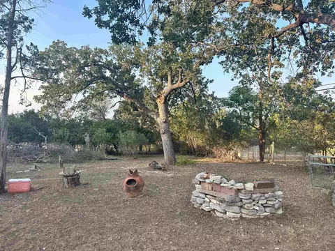 739 Fir Ln, Cottonwood Shores, TX 78657