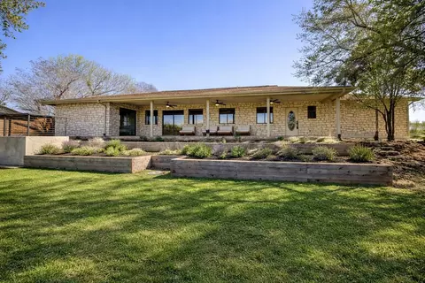 113 W Bluebonnet Rd, Horseshoe Bay, TX 78657