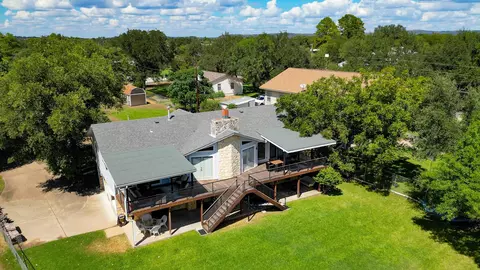 303 Granite Shoals Ln, Sunrise Beach, TX 78643