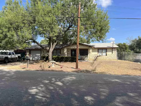 4307 Cottonwood Dr, Cottonwood Shores, TX 78657