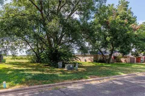288 Turkey Run, Meadowlakes, TX 78654