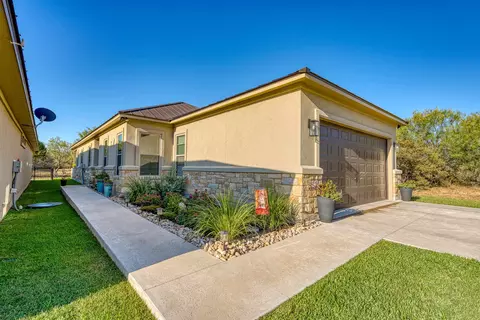 317 Parallel Cir, Horseshoe Bay, TX 78657
