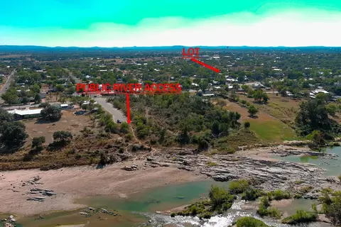 608 E Luce, Llano, TX 78643
