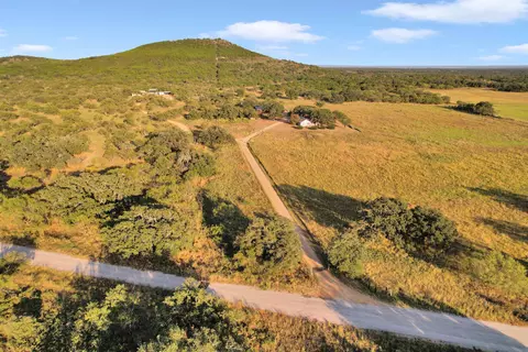 7737 Cr 216a, Llano, TX 78643 photo 9