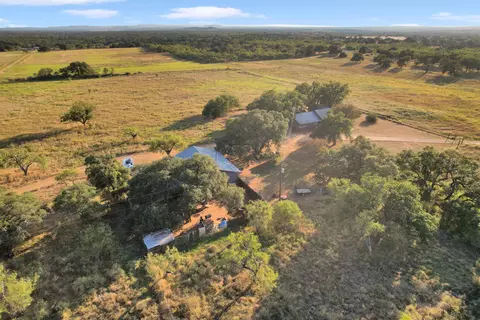 7737 Cr 216a, Llano, TX 78643 photo 11