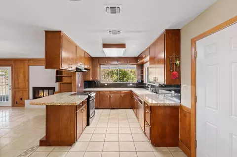 418 Hernandos Loop, Leander, TX 78641 photo 9