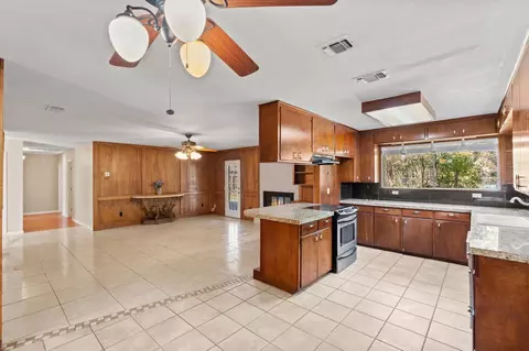 418 Hernandos Loop, Leander, TX 78641 photo 11
